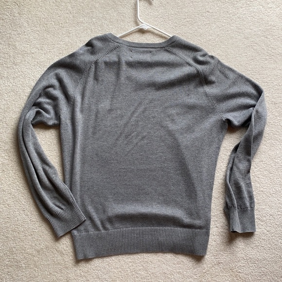 PENGUIN Men’s Grey V Neck Sweater lightweight - Picture 5 of 5
